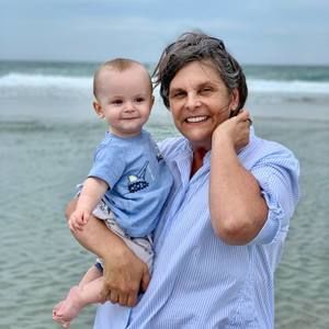 Meet your Posher, Debi